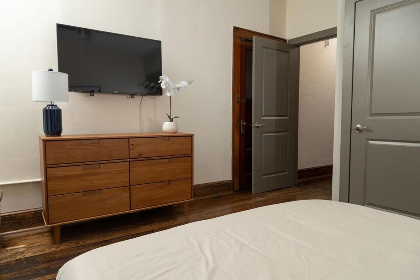 Luxury Multi-Unit Historic Building Near Downtown Apartment Roanoke Luaran gambar